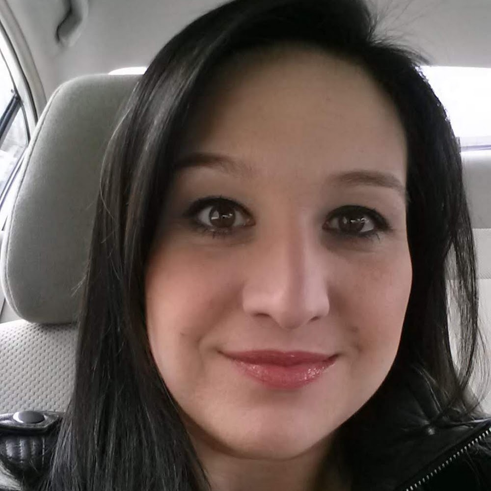 Meet your Posher, Stacy